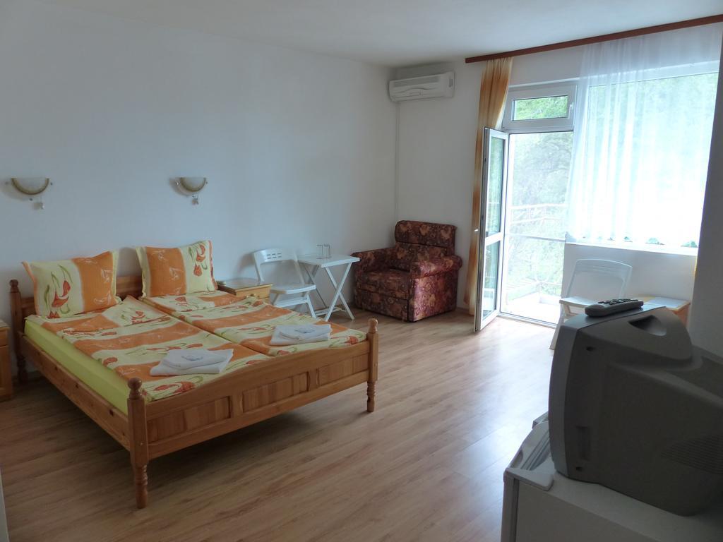 Sunhouse Rooms Tsarevo Exterior photo