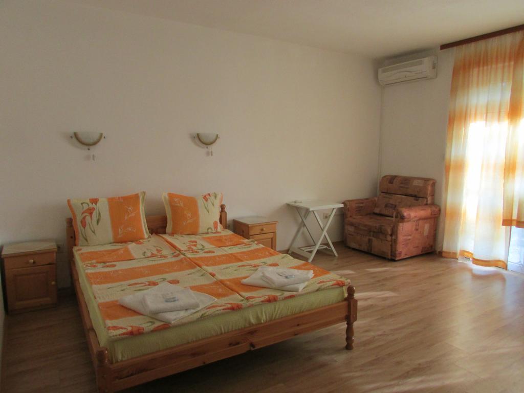 Sunhouse Rooms Tsarevo Exterior photo