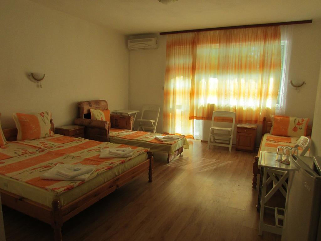 Sunhouse Rooms Tsarevo Exterior photo