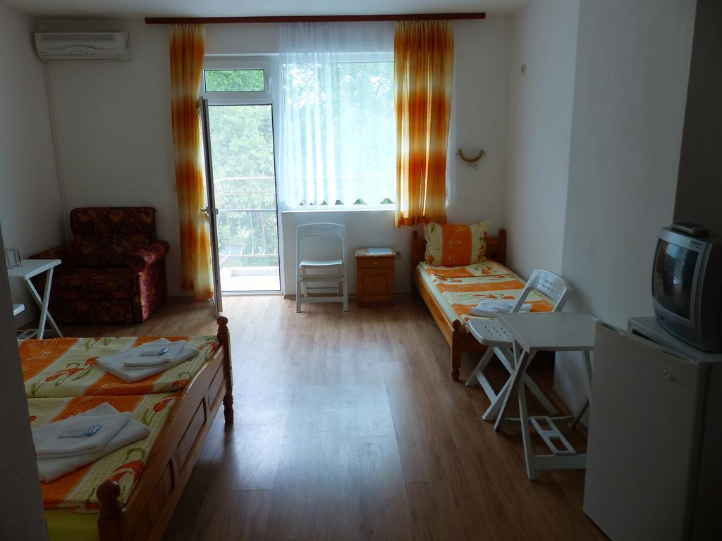 Sunhouse Rooms Tsarevo Exterior photo